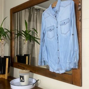 a.n.a Super light/thin Jean like shirt
